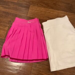 2 Nike Golf skirts skort size Large Drifit